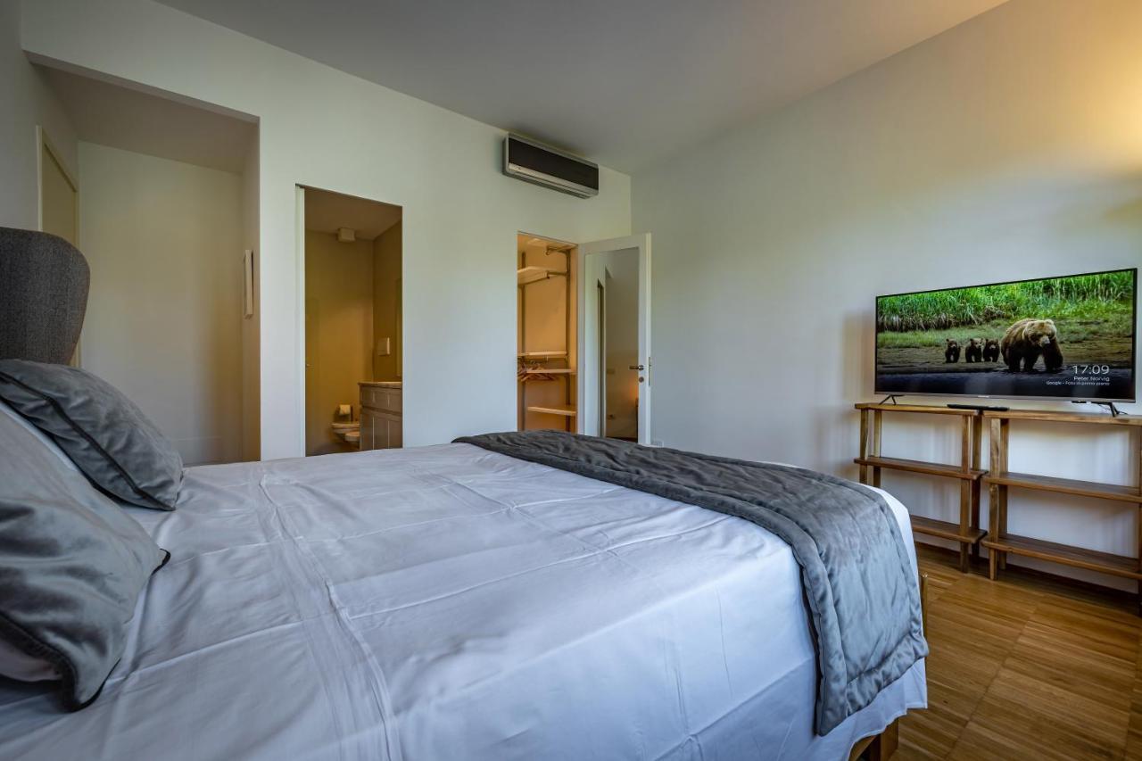 Yid Penthouse On Florence River With Parking Buitenkant foto