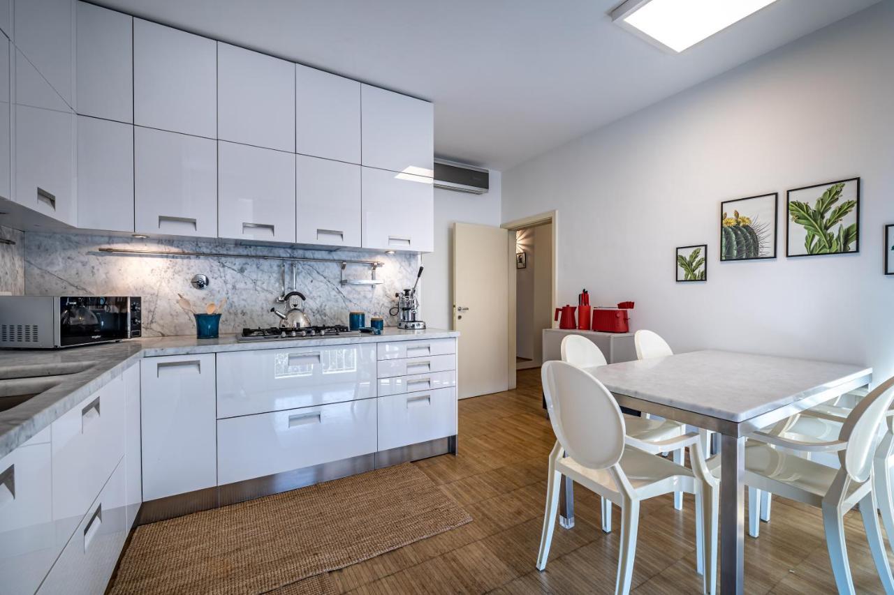 Yid Penthouse On Florence River With Parking Buitenkant foto