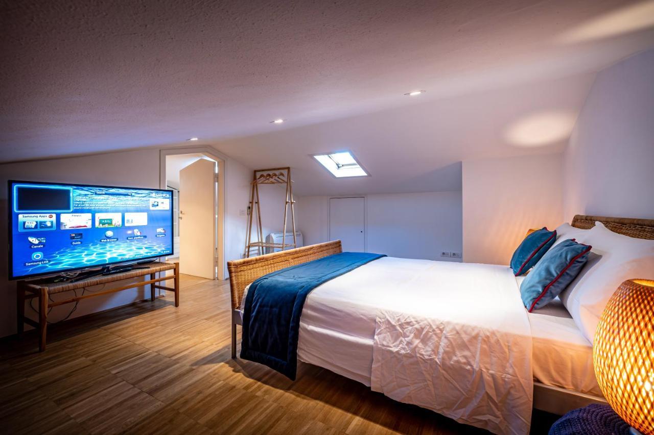 Yid Penthouse On Florence River With Parking Buitenkant foto