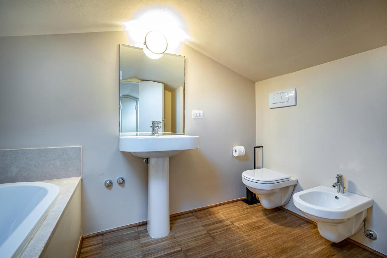 Yid Penthouse On Florence River With Parking Buitenkant foto