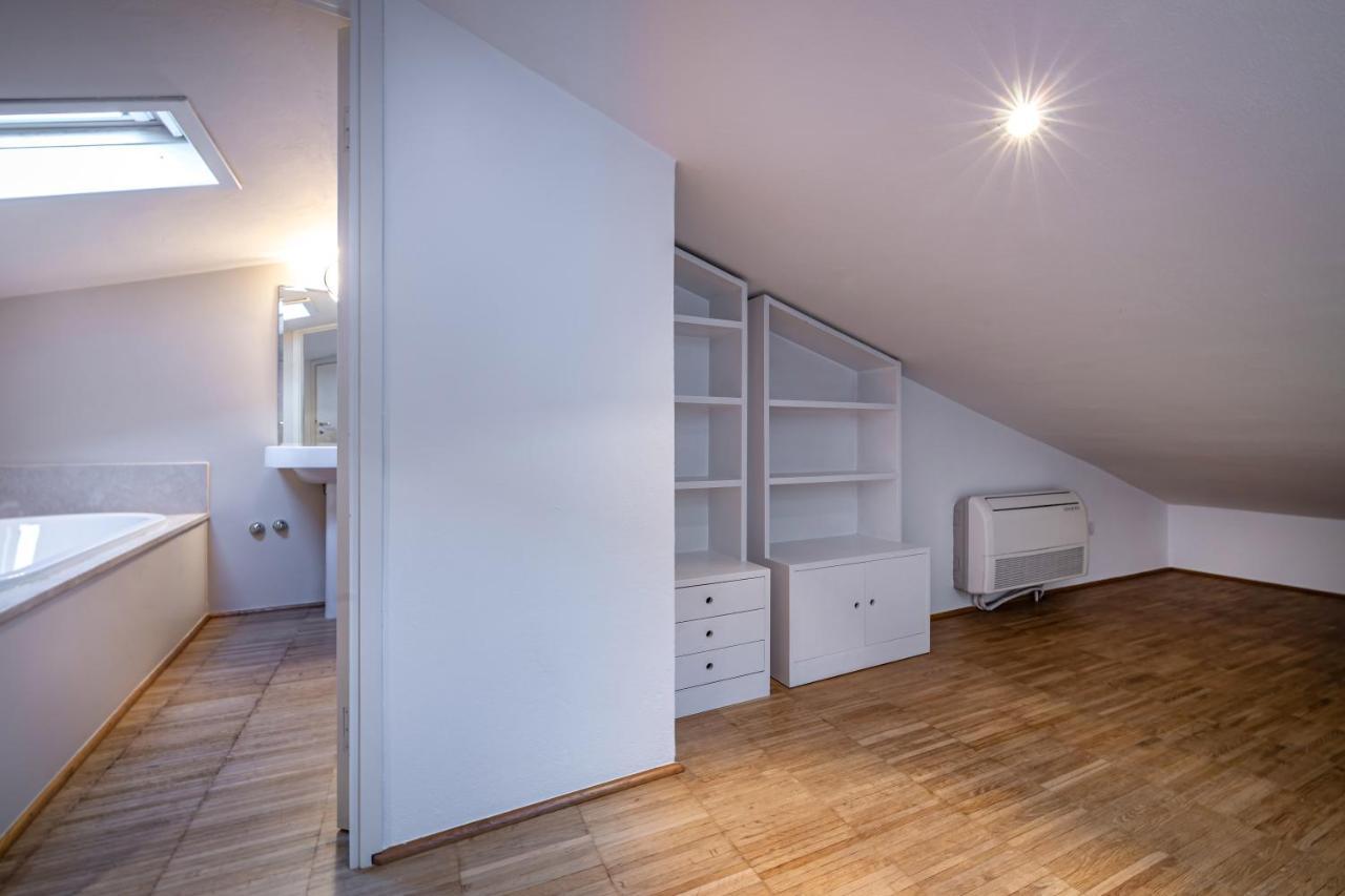 Yid Penthouse On Florence River With Parking Buitenkant foto