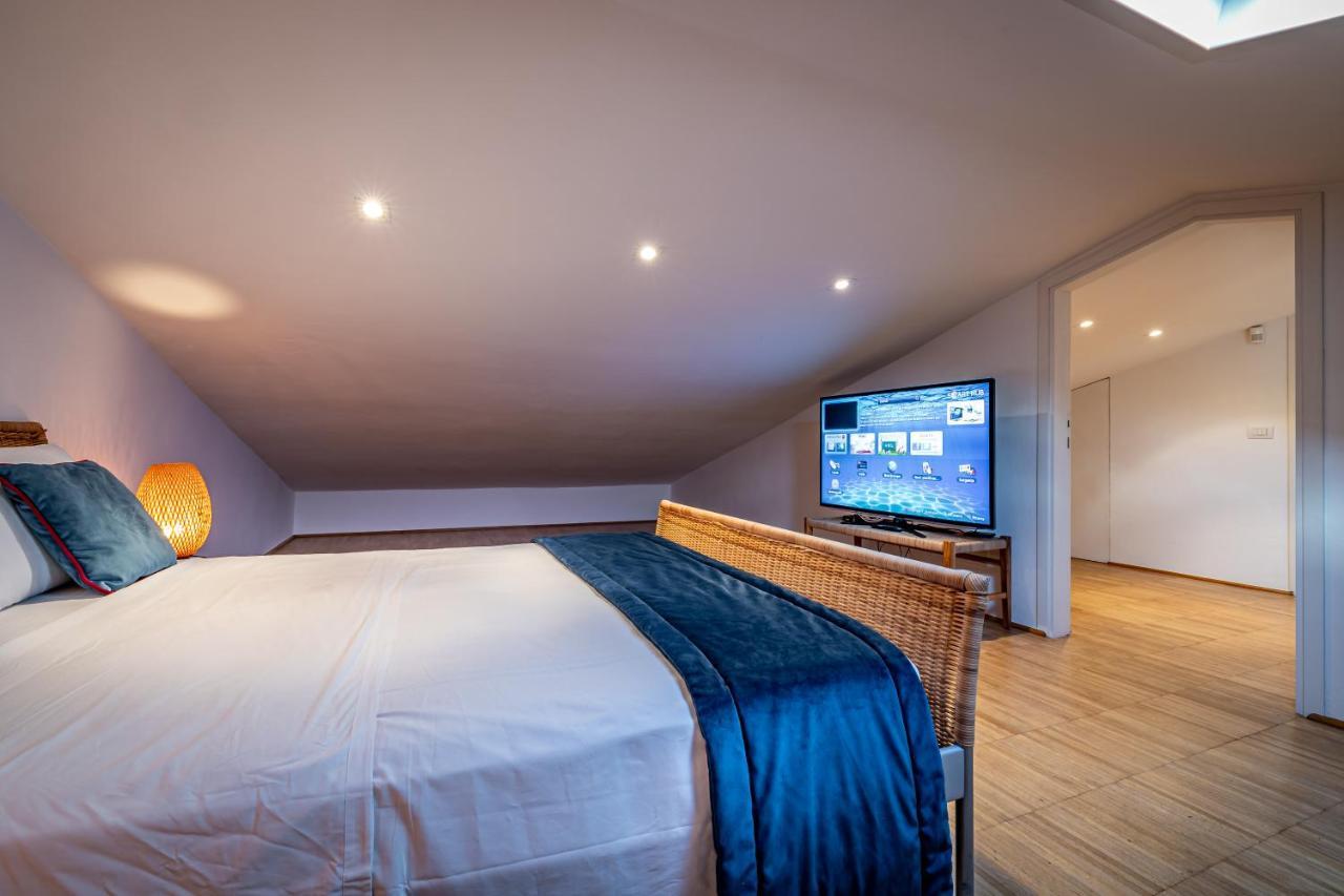 Yid Penthouse On Florence River With Parking Buitenkant foto