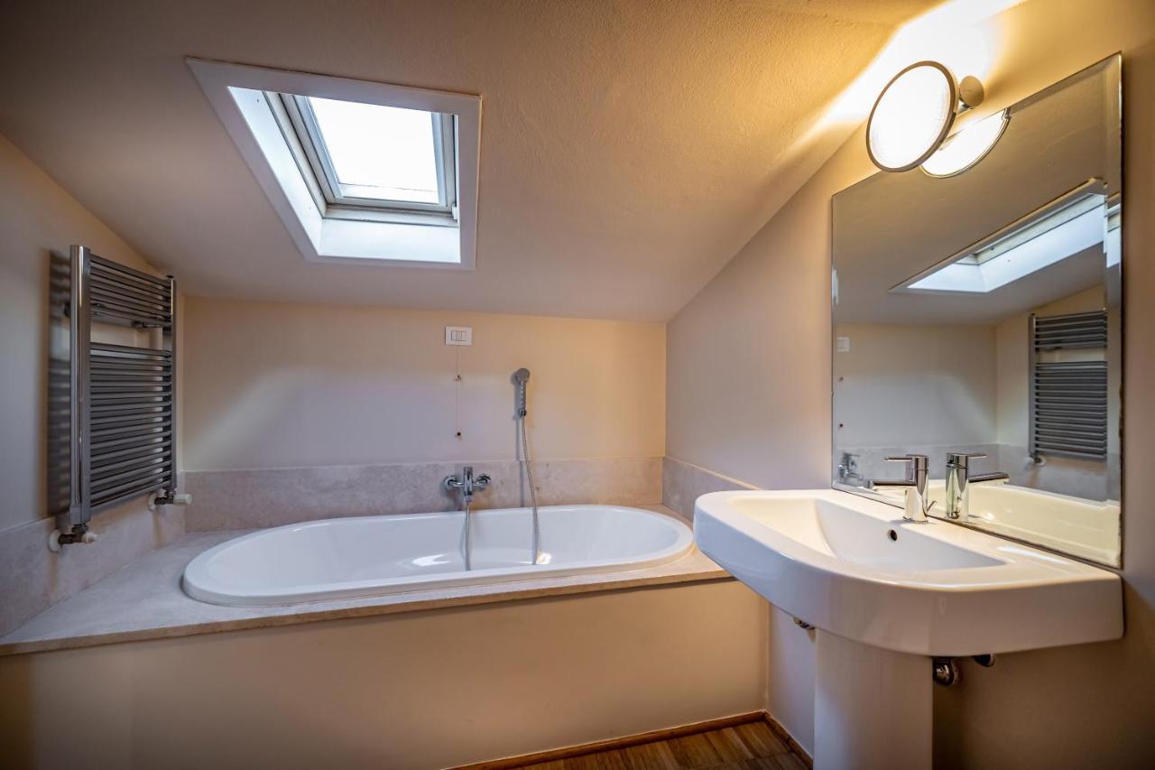 Yid Penthouse On Florence River With Parking Buitenkant foto
